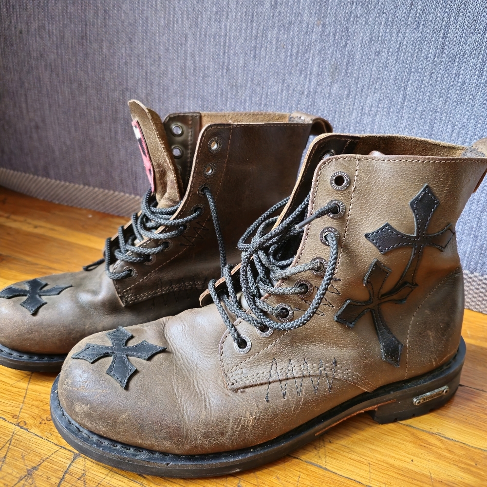 Affliction leather boots size 10